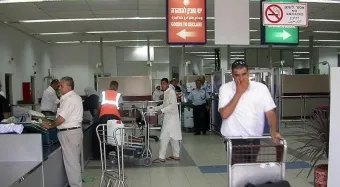 מעבר אלנבי. עבר לפעול במשך 24 שעות ביממה
