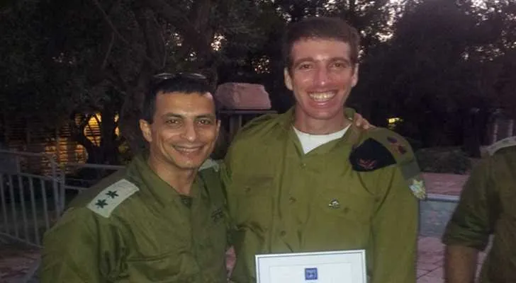 Zבשדבד