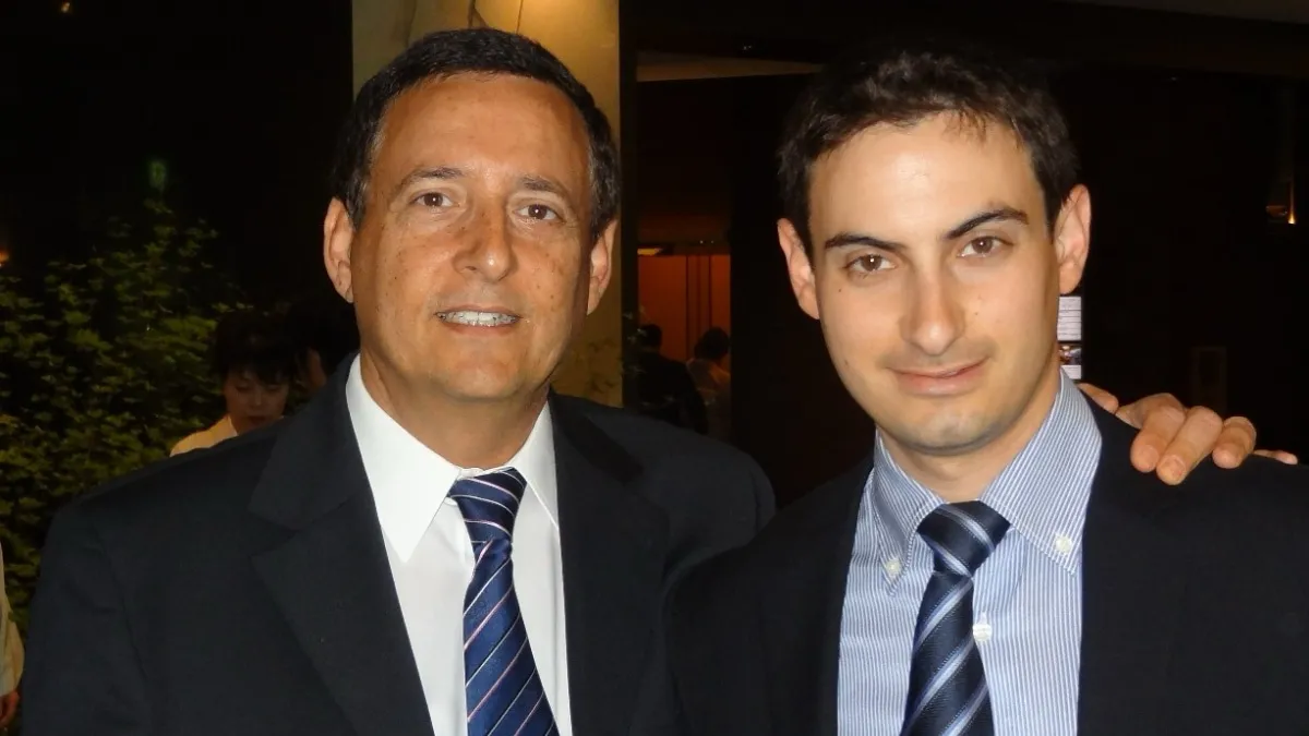 משה ומורן מנו 
