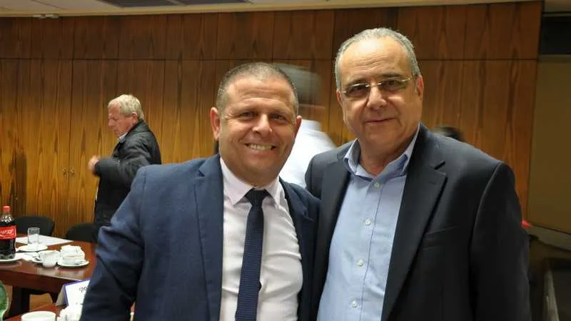 שרגא ברוש וח״כ איתן כבל. כחול לבן - לא רק סיסמה 