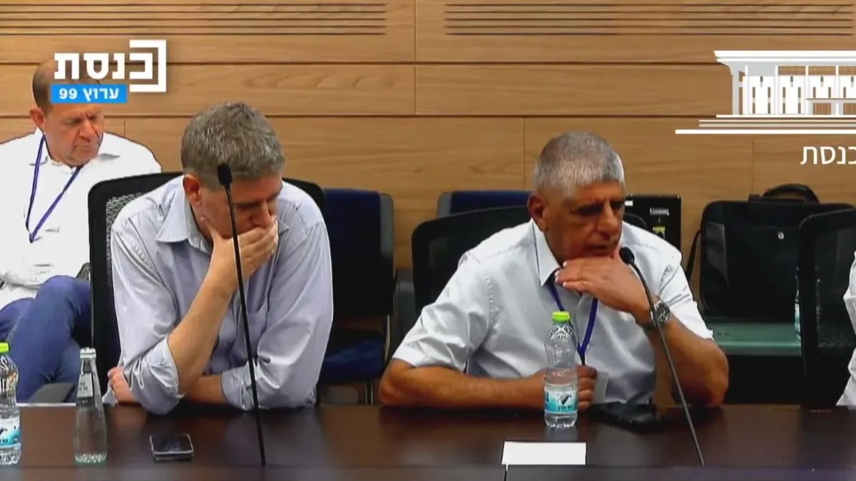 מנהל רשות התעופה האזרחית, שמואל זכאי, בדיון בוועדת הכלכלה אתמול