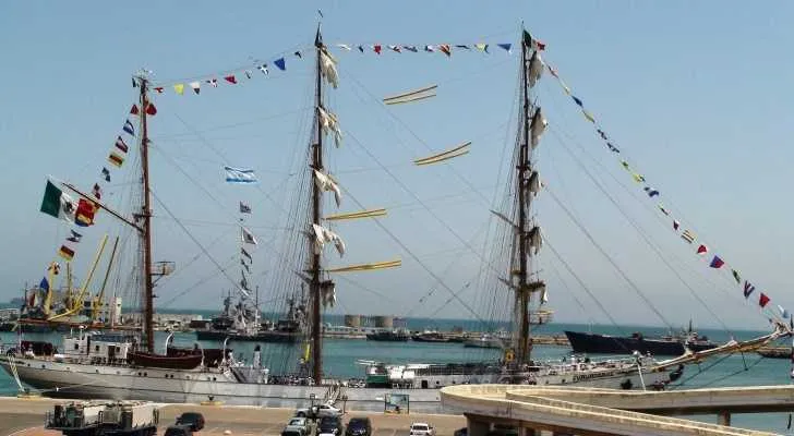 הספינה ARM Cuauhtémoc. צילום: דוברות נמל חיפה