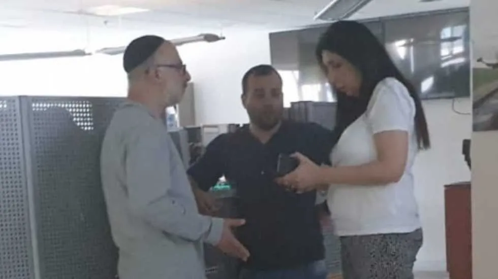 גילה אדרעי, יו״ר ועד העובדים, בפיקוד הרכבות הארצי בחיפה בשישי האחרון 