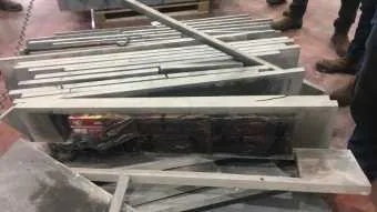 לוחות השיש בהם הוסלקו הטבק והסיגריות