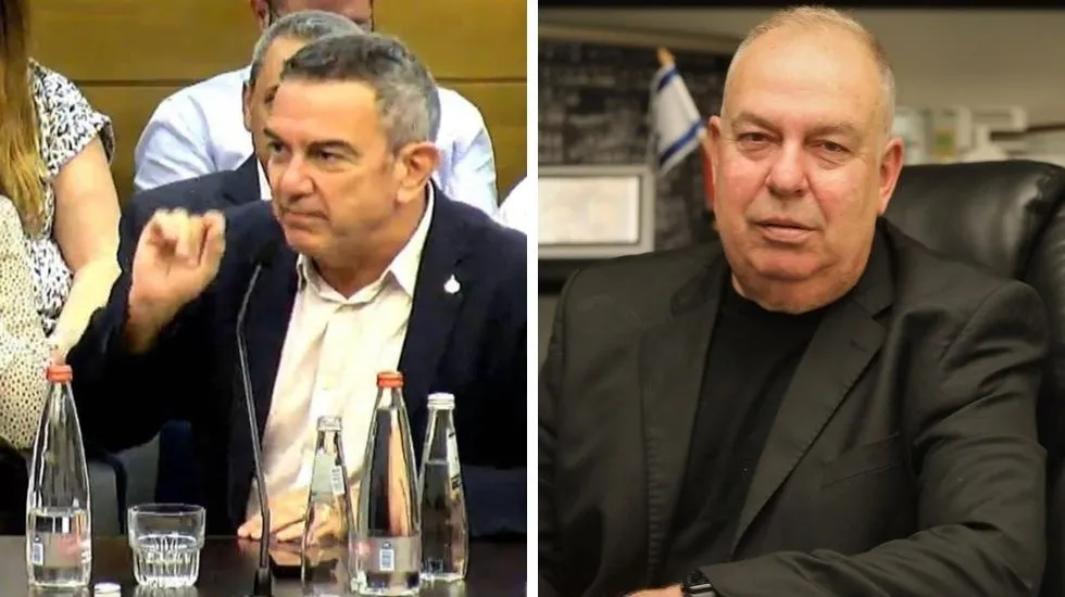 מימין: דובי אמיתי וד״ר רון תומר