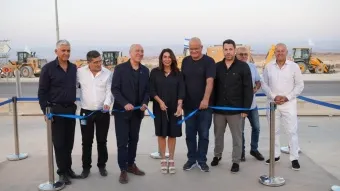 שרת התחבורה רגב בכביש 90