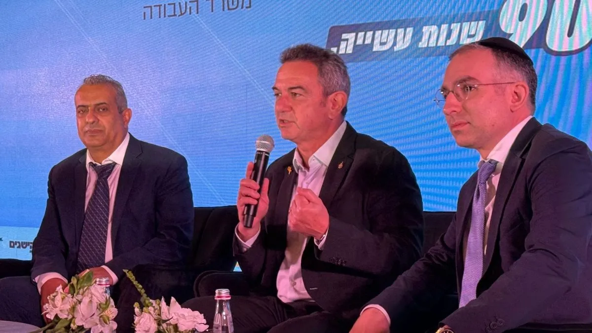 רון תומר, נשיא התאחדות התעשיינים בכנס ההסתדרות הלאומית באילת. ״הכשרה על סטרואידים״ 