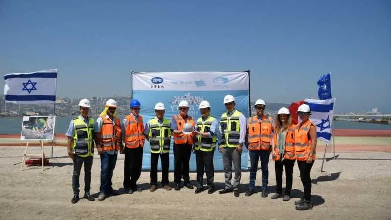 טקס מסירת השטח לידי מפעילת הנמל, חברת SIPG
