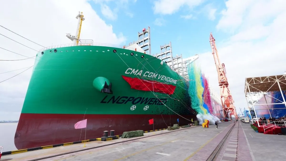 הושקה אניית הענק CMA CGM VENDOME 