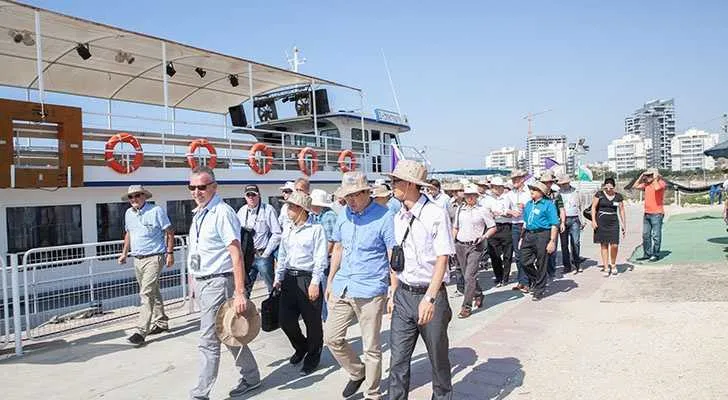 סיור הקבלנים