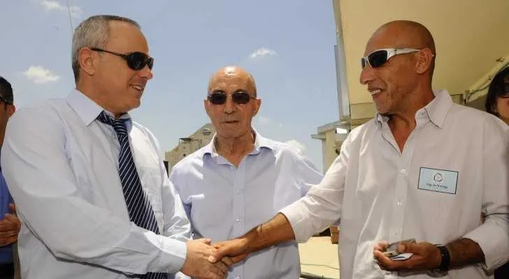 מימין: אהרון עוז, יהודה נסרדישי, יובל שטייניץ
