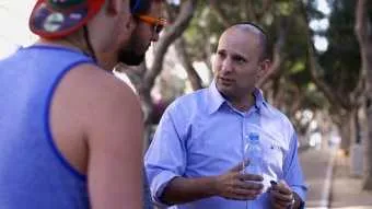 גיוס של עובדים גם במפעלים חיוניים
