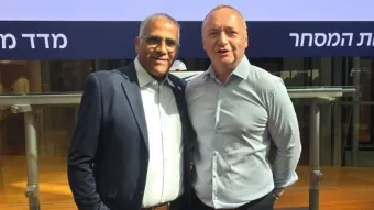 מימין: שאול שניידר, יו״ר דירקטוריון נמל אשדוד, וניסן לוי, מנכ״ל נמל אשדוד