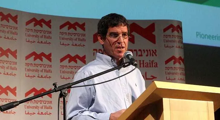 נדב שחר