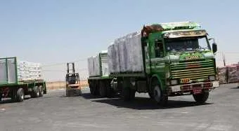 רצועת עזה: מגעים להפחתת האגרות על ההובלה במשאיות