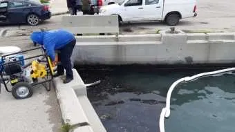 אירוע מקומי של זיהום ים בשמן בנמל חיפה