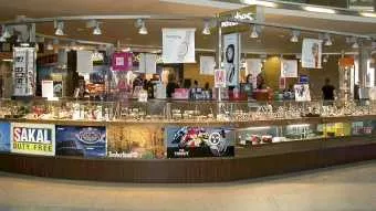 הוסרו ההגבלות על הכנסת נוזלים שנקנו בנתב"ג למדינות האיחוד האירופאי