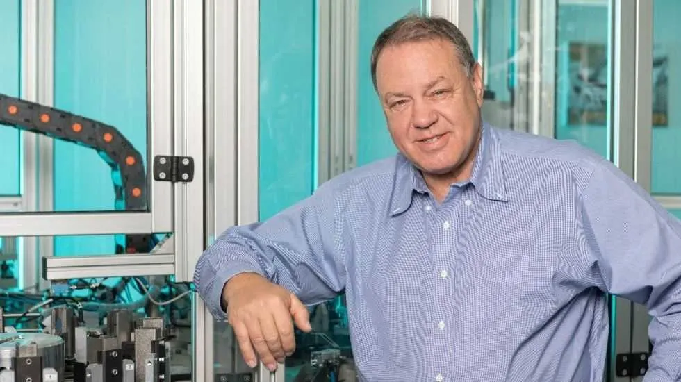 שמואל דונרשטיין, יו״ר ובעלים חברת רב בריח צילום: אייל טואג