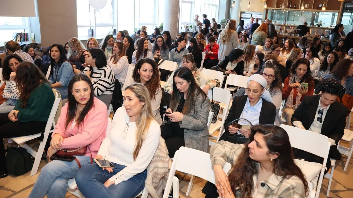 פעילות לרגל יום האישה הבינלאומי. צילום: רונן נג׳אתי