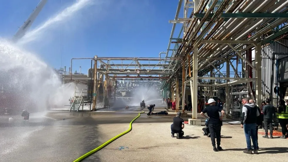 תרגיל לחילוץ נפגעים במסוף הכימיקלים בנמל חיפה. צילום: מיכל טוכלר/חנ״י
