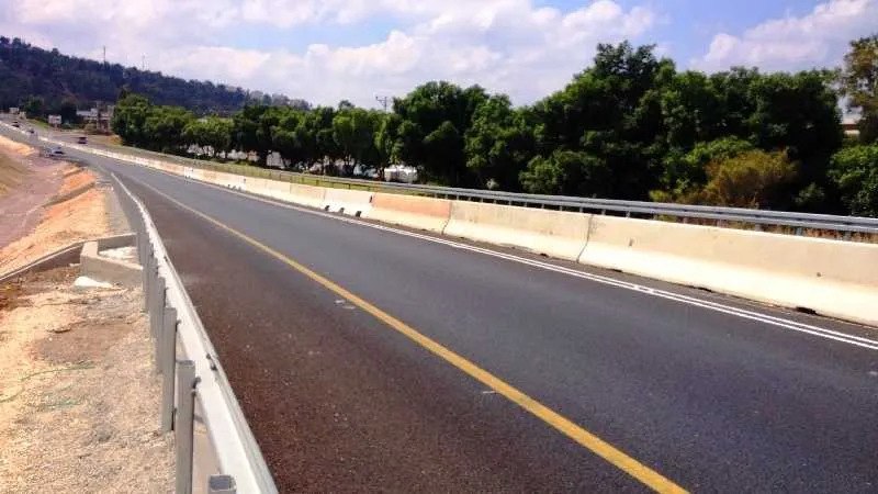 בוצעה הפרדה בין הנתיבים. צילום: חברת נתיבי ישראל