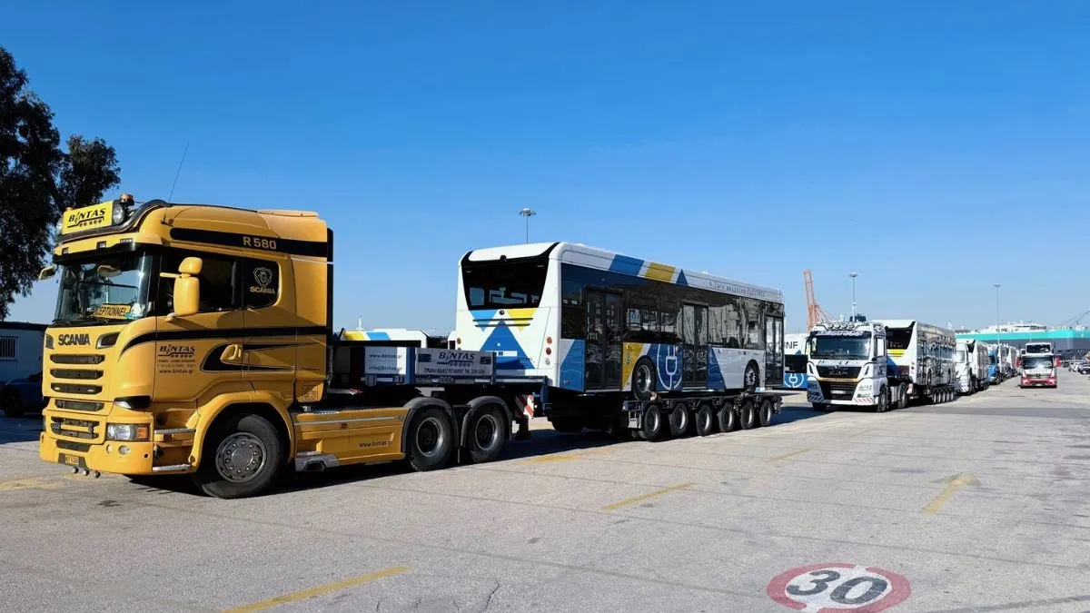 קוסקו ספנות השלימה את מסירתם של 155 אוטובוסים חשמליים בנמל פיראוס