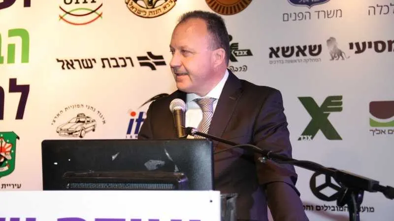 נשיא בומבדייר אירופה דיטר יון