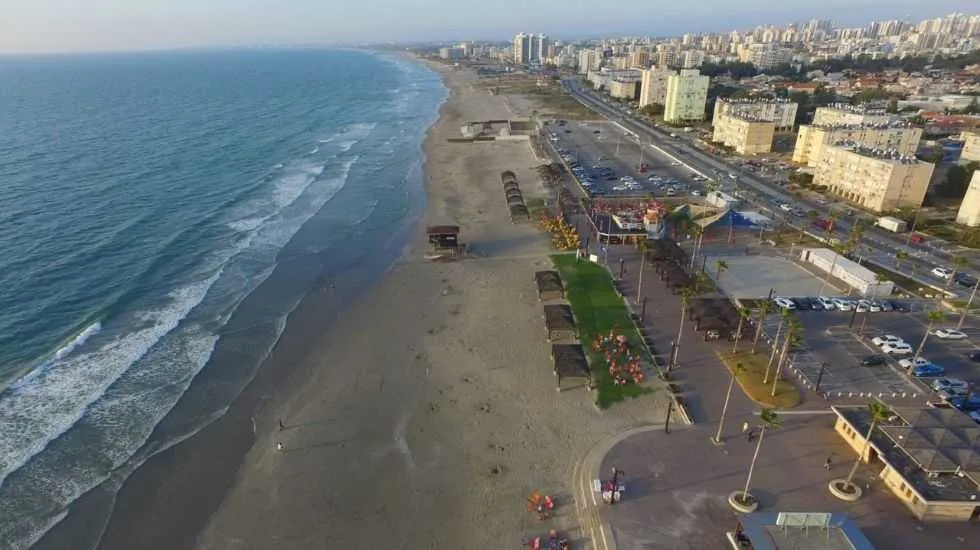 חופי קריית חיים לאחר הזנת החול. צילום: יח״צ אדיר 