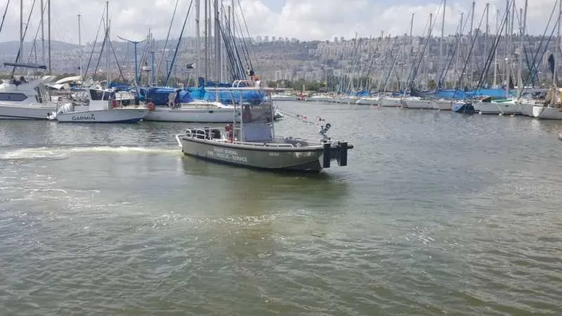 אניית השירות החדשה במעגנת שביט. צילום: יניב מס