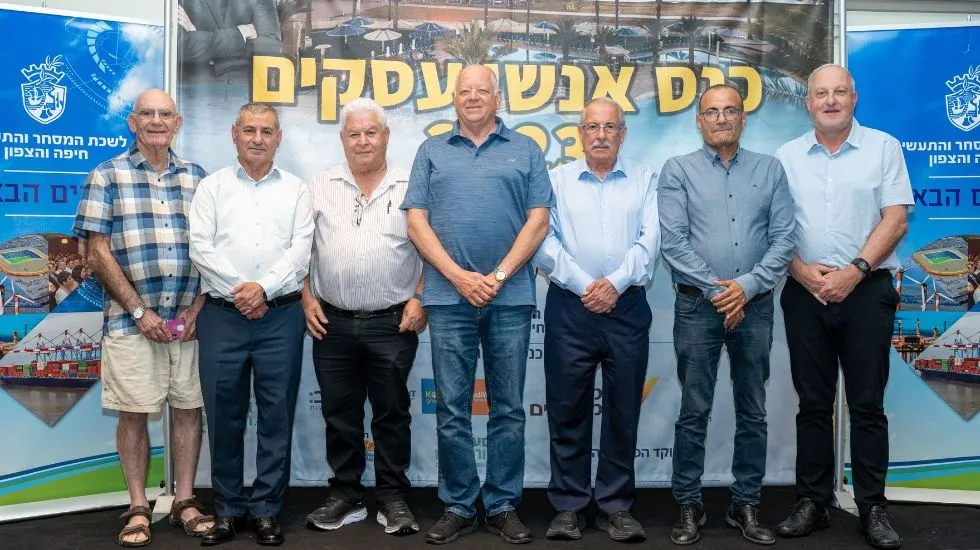רו״ח שמוליק וטנשטיין, פרופ׳ק עוזי רבי, דוד קסטל, שמעון בכר, מאיר שריקי, ריאד אברהים, ושלמה חסיד