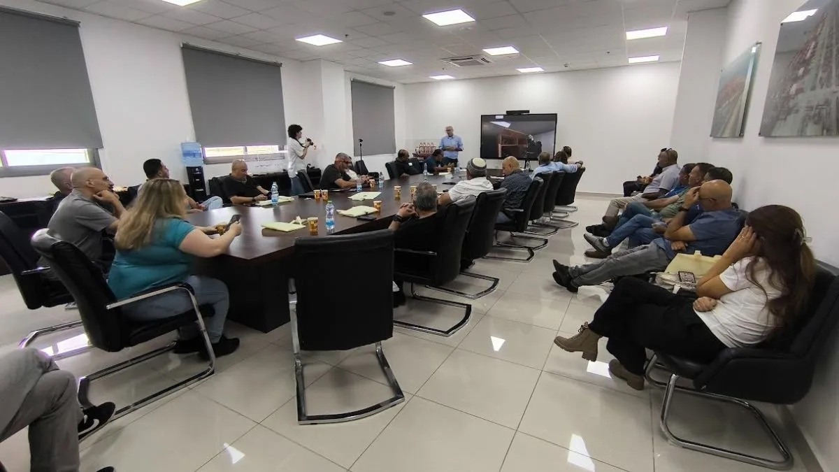 כנס בנמל המפרץ שעסק בבטיחות ואיכות הסביבה בנמלי הים. צילום: נועם בן שלוש