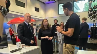 בעקבות פגישות עם גורמי ממשל: האפאג לויד ופימי יציעו עסקה משופרת לרכישת צים