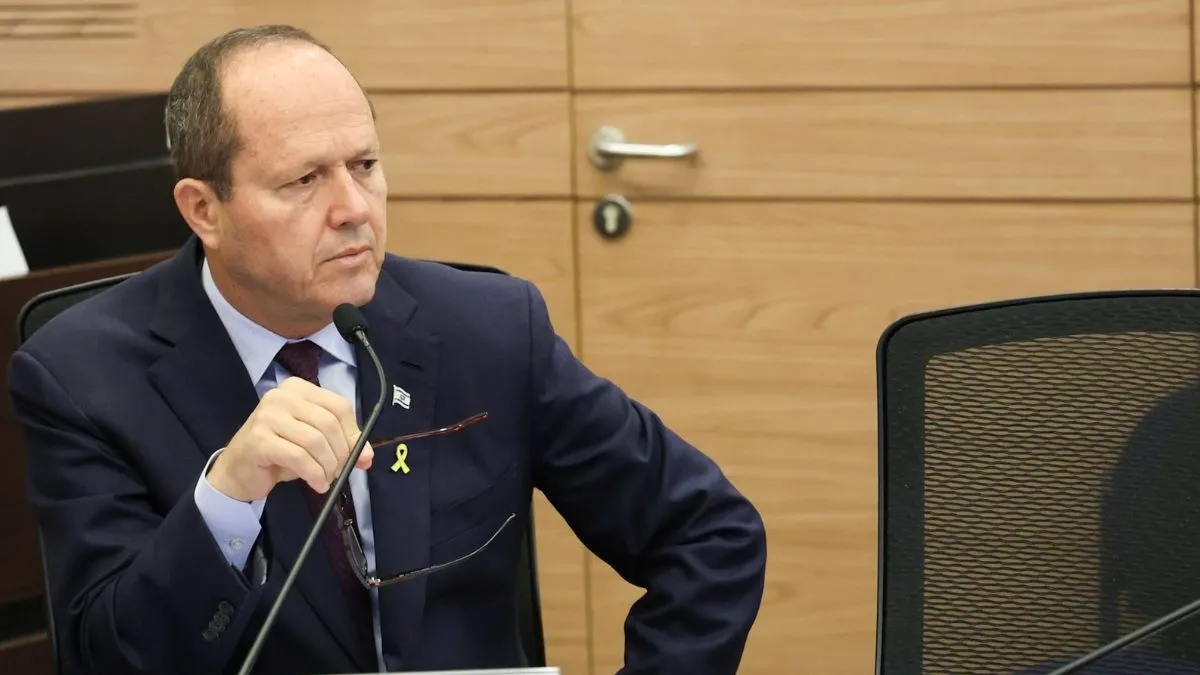 שר הכלכלה והתעשייה ניר ברקת בוועדת הכלכלה הבוקר