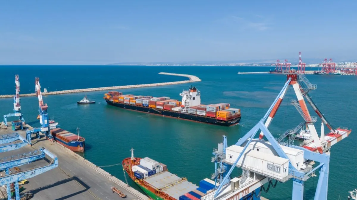 האנייה Seaspan Lumaco בנמל חיפה