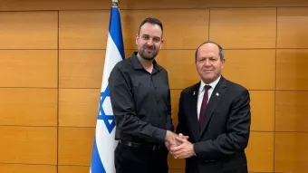 שר הכלכלה ניר ברקת ועו״ד פראג׳