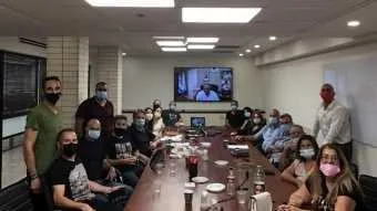 חתימת ההסכם להצלת חברת ארקיע