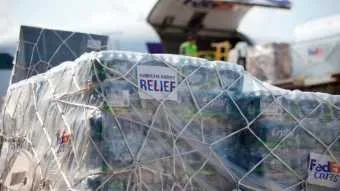 חברת FedEx Express תתרום מיליון דולר לנפגעי אירמה