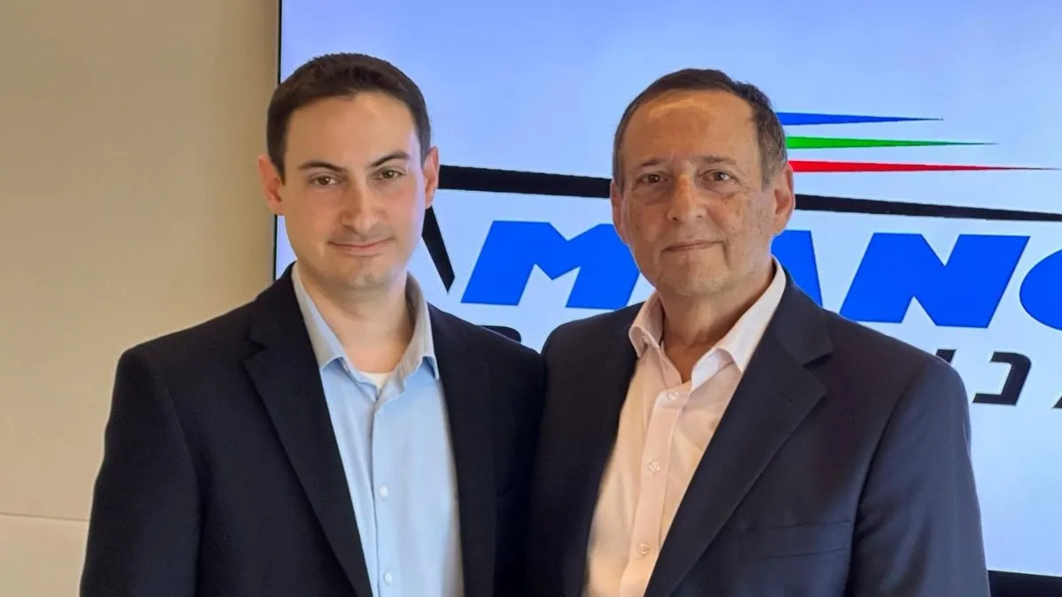 הקרונות הראשונים של הקו הסגול הגיעו לנמל חיפה