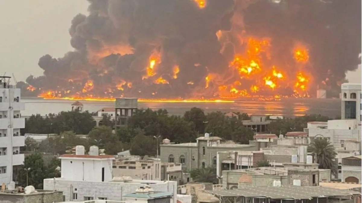 נמל חודידה בתימן כפי שנראה לאחר הפצצות חיל האוויר הישראלי