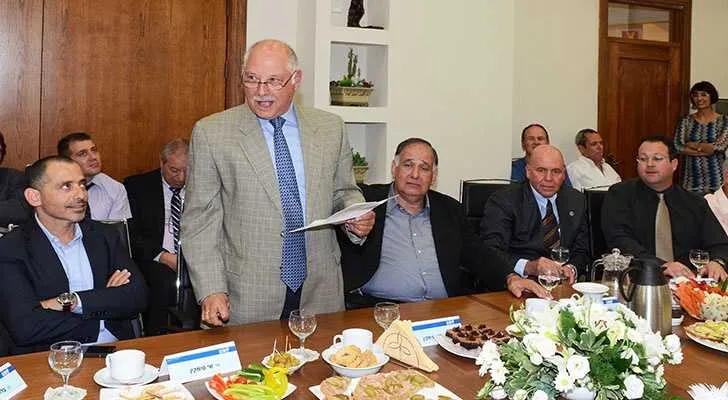 שדכ'קג