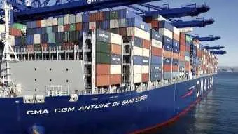 לראשונה בתעלת סואץ: אניית ענק בקיבולת 20,600 TEU