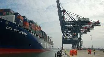 CMA CGM מובילה במרוץ לרכישת NOL