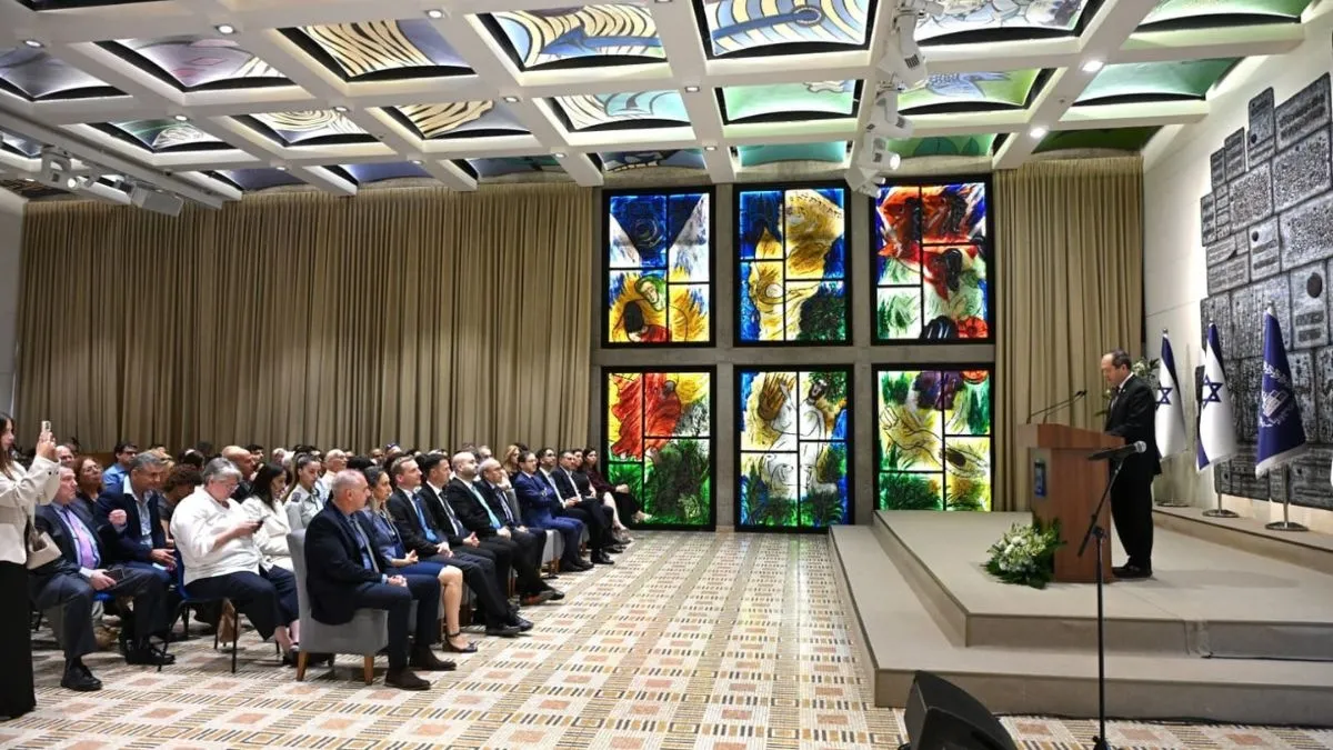 הנשיא הרצוג ושר הכלכלה ברקת העניקו את ״אות היצואן המצטיין״