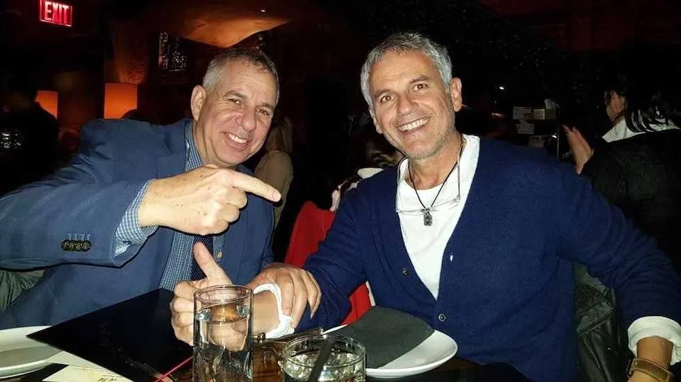 יוסי כהן, מייסד KUEHNE+NAGEL ישראל (מימין) ורונן שפירא, מנהל חטיבת המטענים של אל על