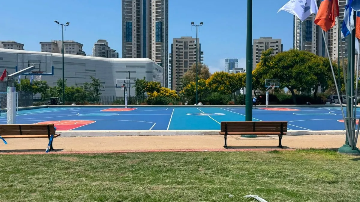 חברת צים ועיריית נתניה חנכו את מגרש הספורט על שם סמל ראשון איתי חן