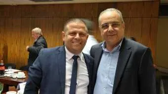 שרגא ברוש וח״כ איתן כבל. כחול לבן - לא רק סיסמה