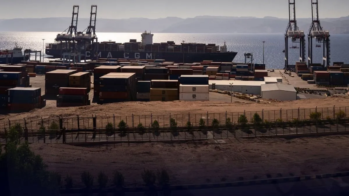 נמל עקבה: אניית ענק של CMA CGM עגנה בנמל