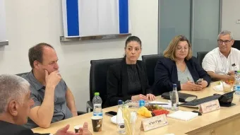 שרת התחבורה מיכאלי בדיון חירום ברש״ת עקב העומסים בטרמינל הנוסעים