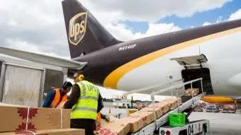 יום האהבה 2017: UPS תשנע כ-90 מיליון פרחים ברחבי העולם 