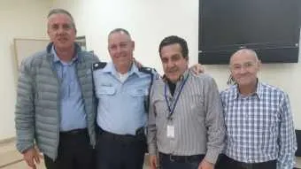 מימין: חנניה אפנג׳ר, גבי בן הרוש, רפ״ק אלימלך זטלמן ומאיר אלרם